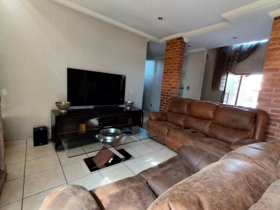 3 Bedroom Property for Sale in Cashan North West
